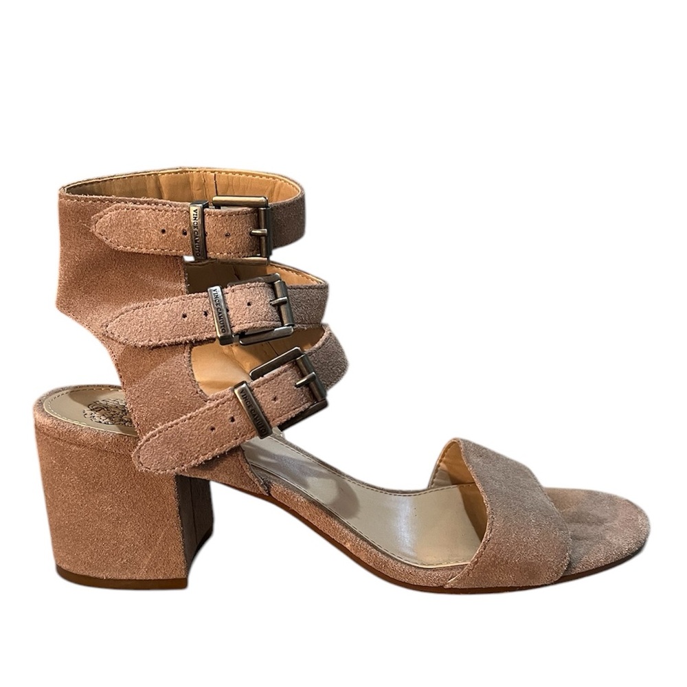 Vince Camuto Geriann Triple Buckle‎ Sandal. Beige Suede. Size 9.5